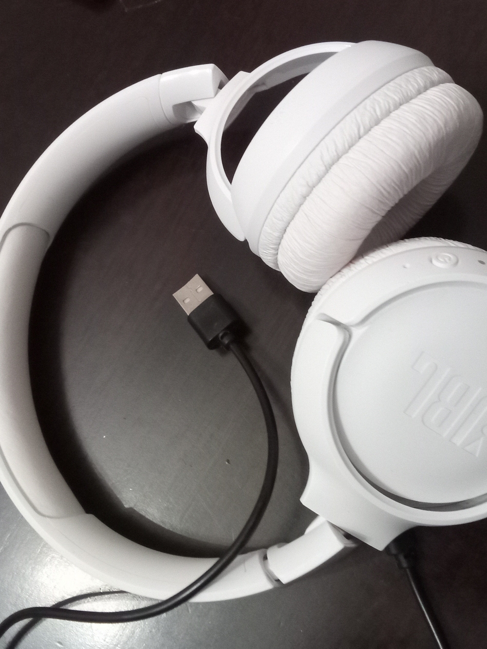 JBL Over-Ear Wireless Headphones in White